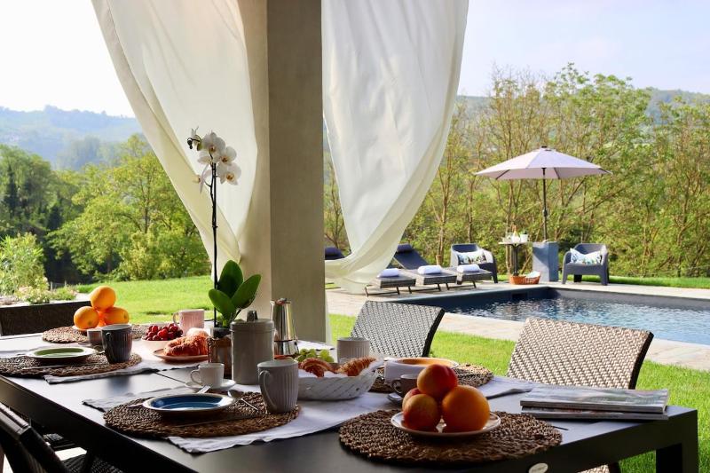 Villa Grassi with private pool Nizza Monferrato