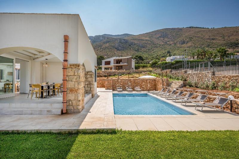 Villa Hemèra Luxury By Sicily Home Solutions