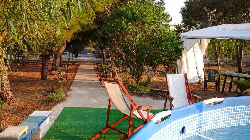 Villa Il Giardino con Piscina a soli 350 mt dalla Spiaggia di Punta Prosciutto