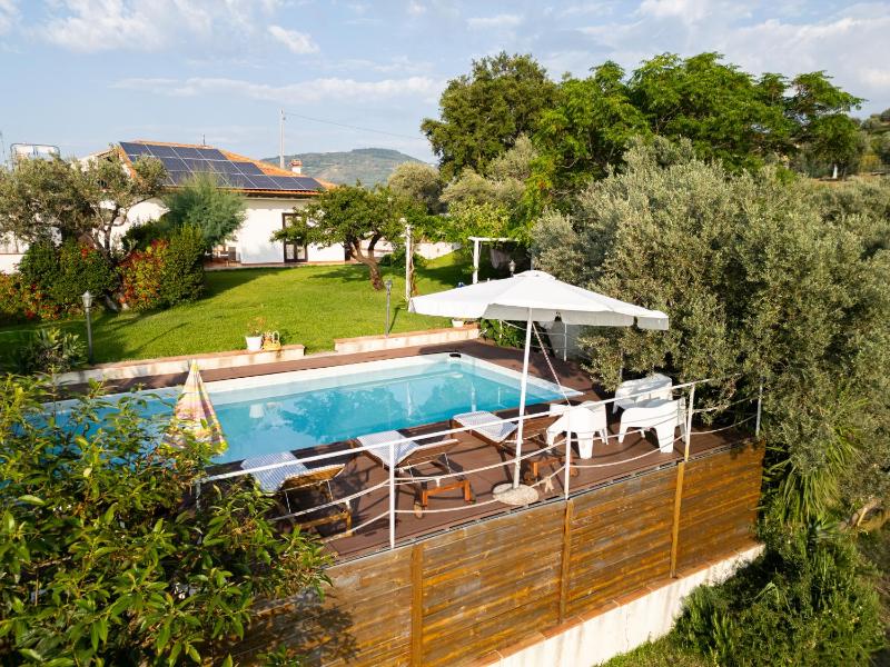 Villa in campagna con piscina
