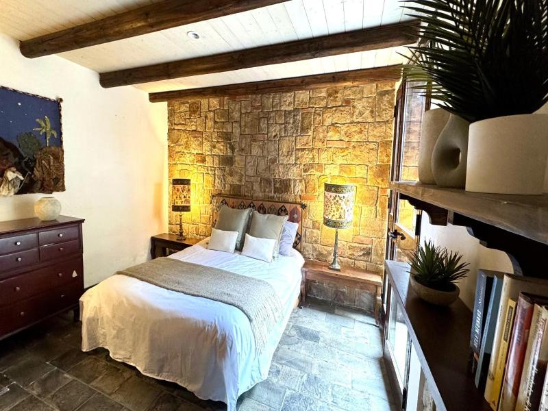 Villa in Cefalù with Pool and Forest Retreat