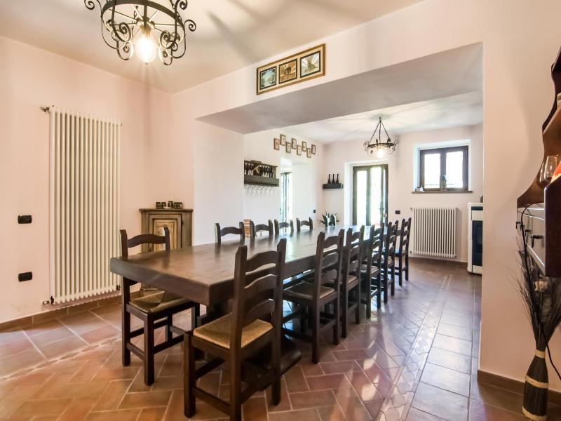 Villa in Tavoleto with pool
