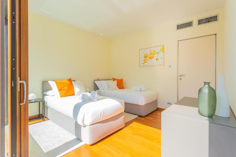 Villa Infinity Lake Como by Rent All Como