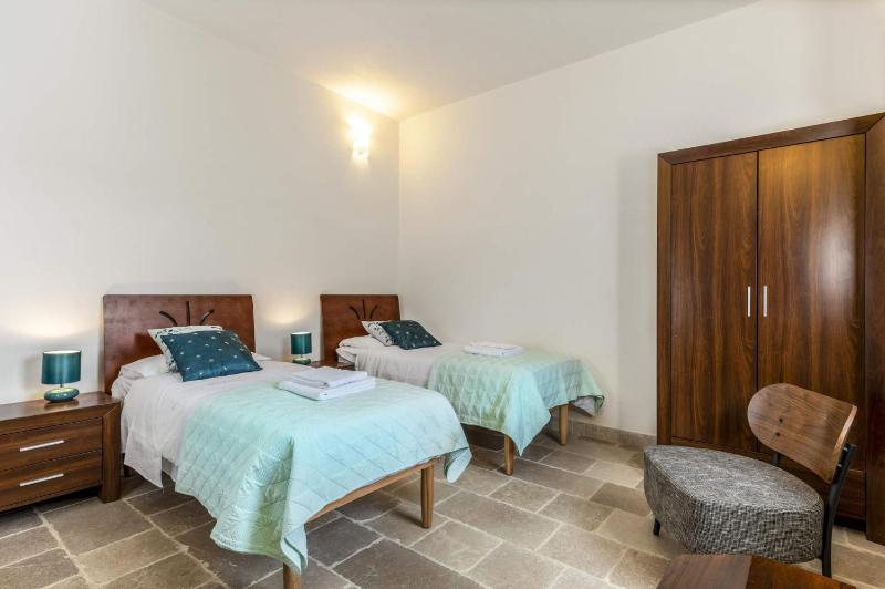 Villa Iolanda by Villa Plus