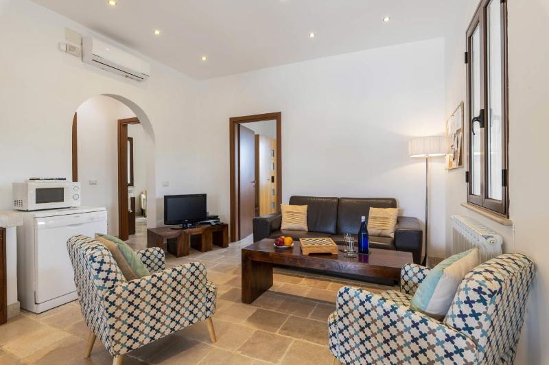 Villa Iolanda by Villa Plus