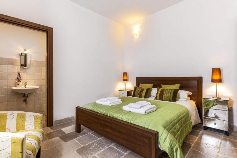 Villa Iolanda by Villa Plus