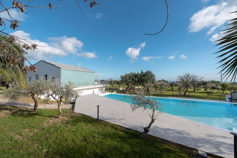 Villa Iris - IsulaTravel