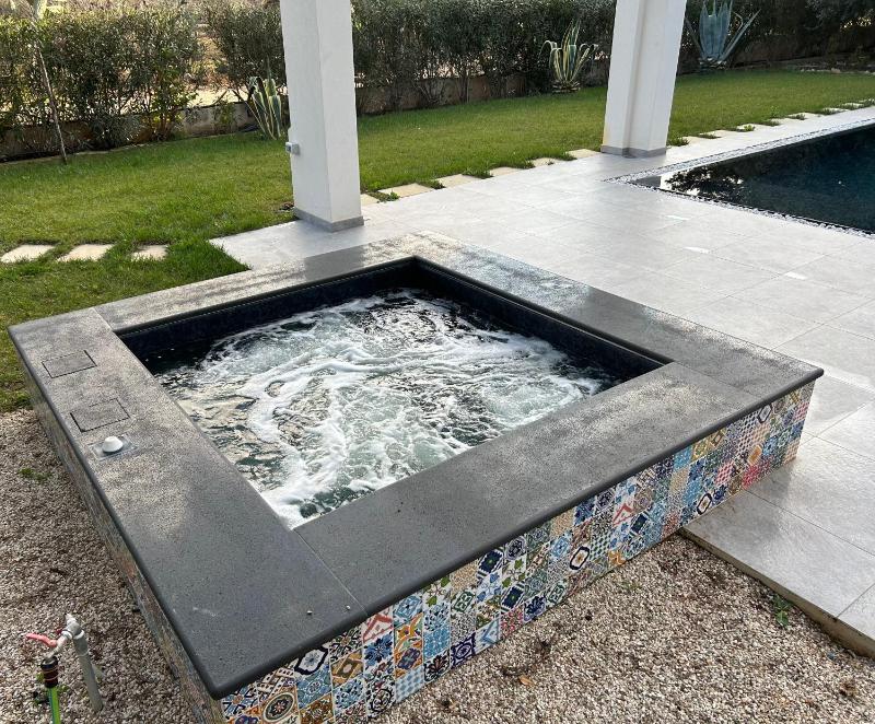 Villa Kalorama-private pool & Hot Tub