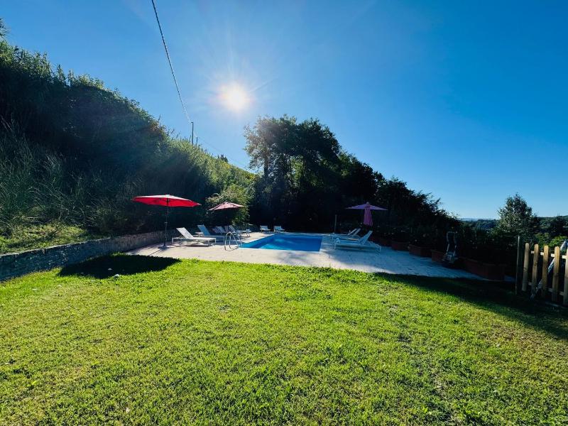 Villa La Ginestra Piemonte with private pool