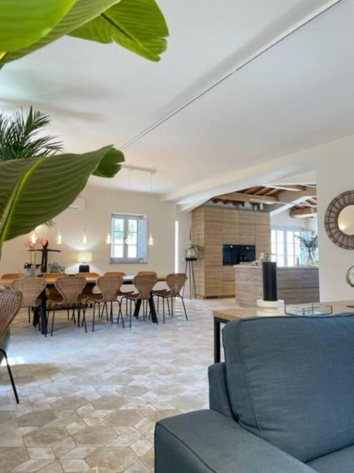 Villa la Madonna with pool and padelcourt