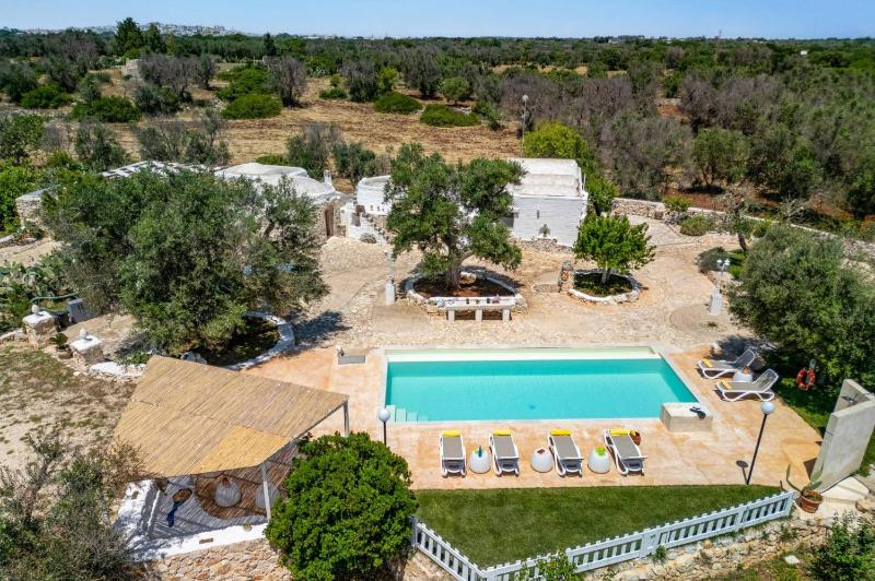 Villa La Pagghiara by Villa Plus