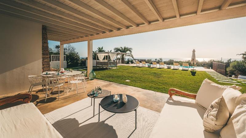VILLA LA PUPAZZA 8, Emma Villas