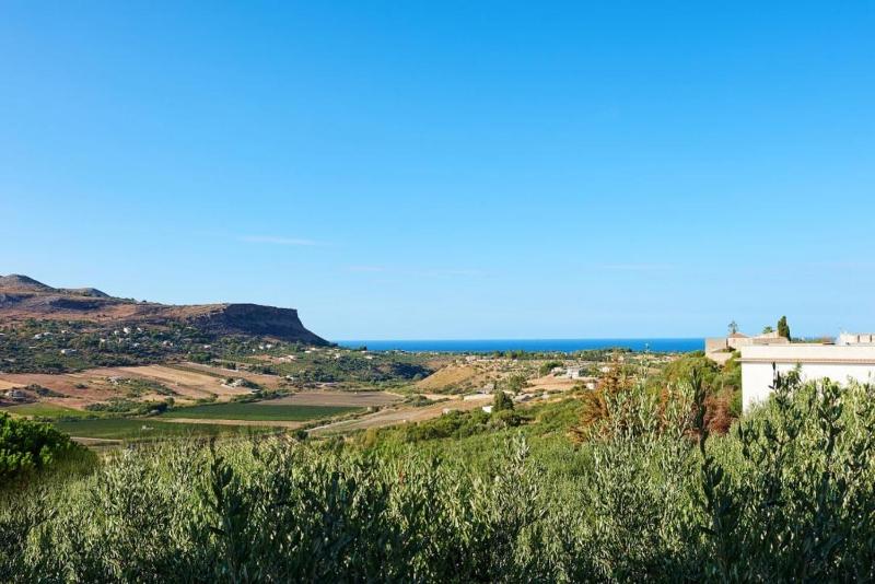 Villa Le Terrazze Blu by Sicily Travelling Villas