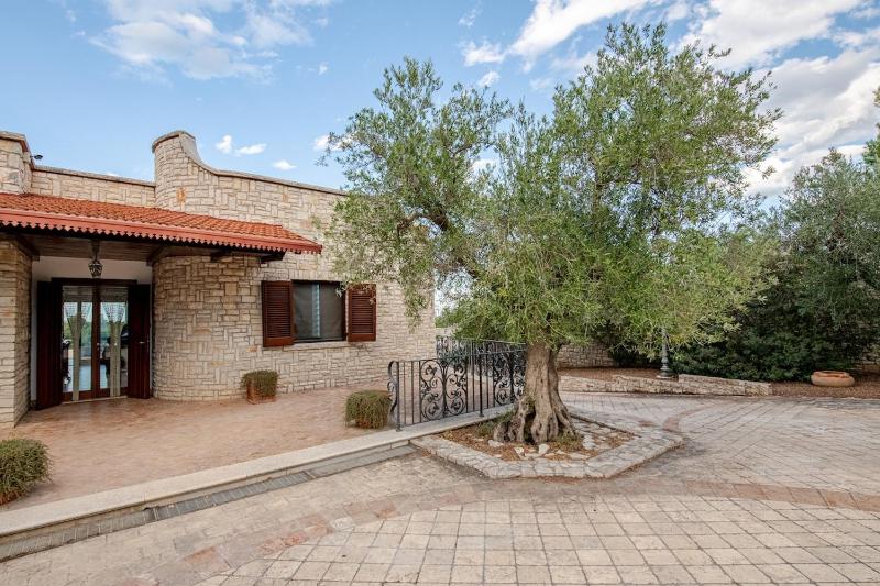 VILLA LIANA swimming pool, relax, countryside