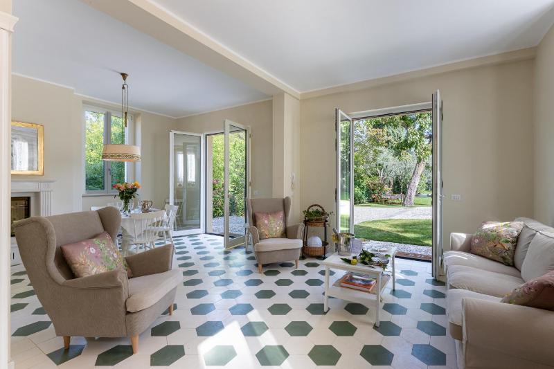Villa Lilla Bellagio - Luxury Pool and Wine with Lake view