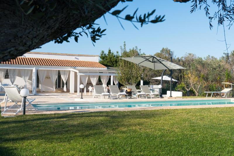 Villa L'Ulivo by Bianco Puglia Vacanze