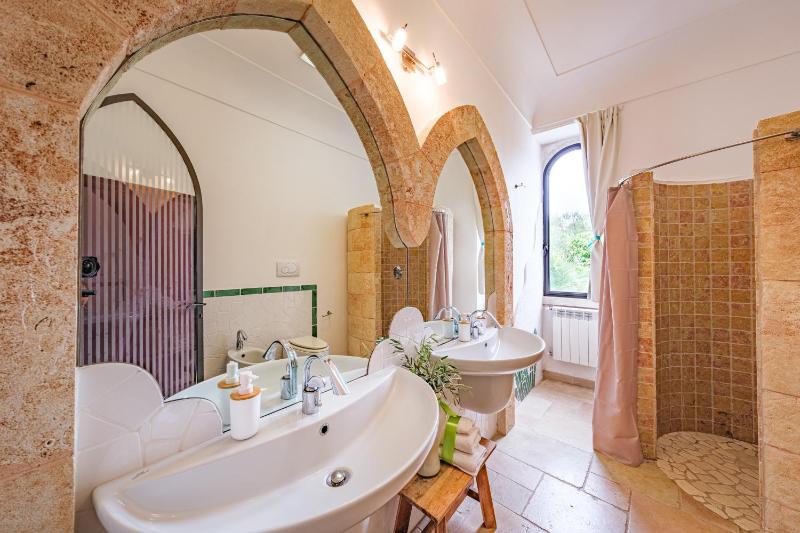 Villa Manco 12, Emma Villas