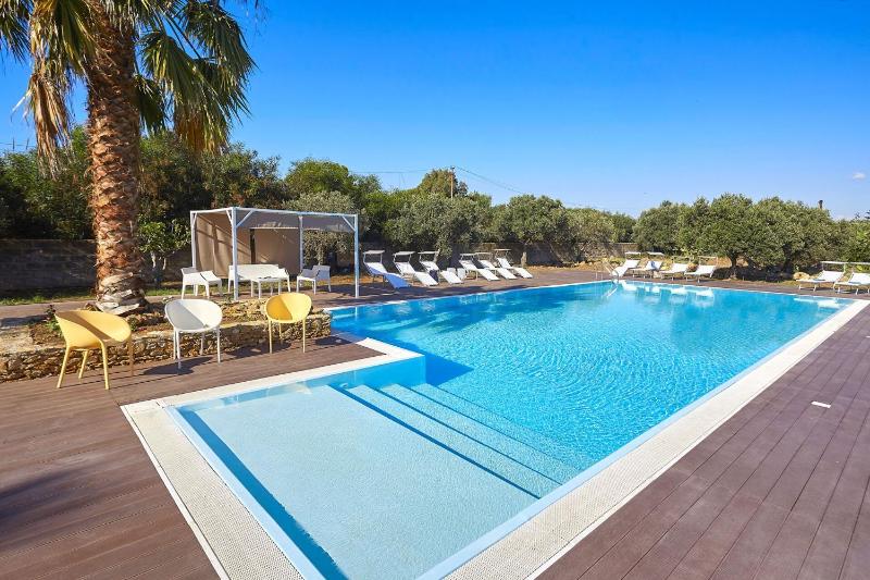 Villa Maraus by PosarelliVillas