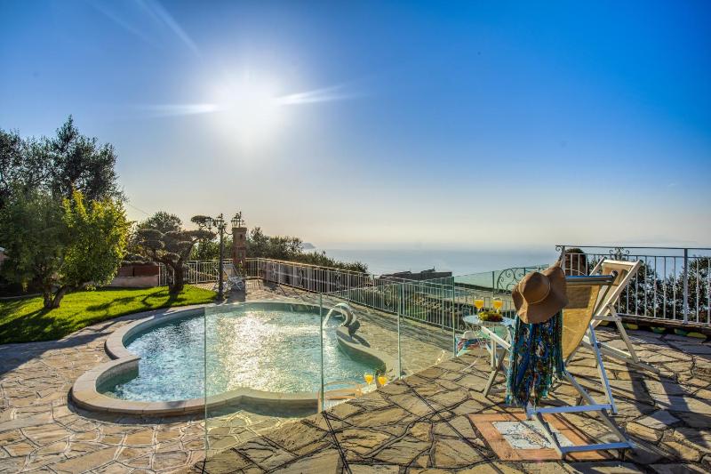 Villa Marika - PRIVATE HEATED POOL