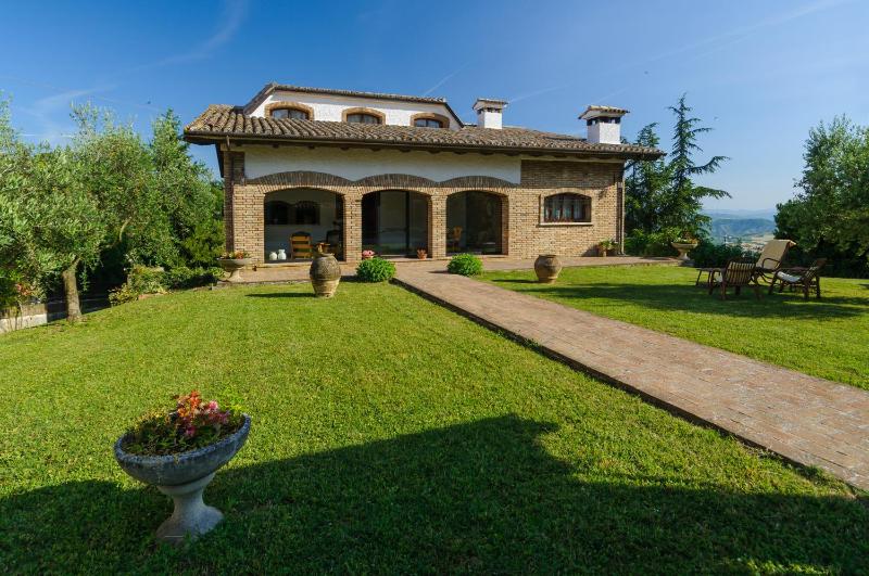 Villa Mery, sui colli della riviera di Rimini