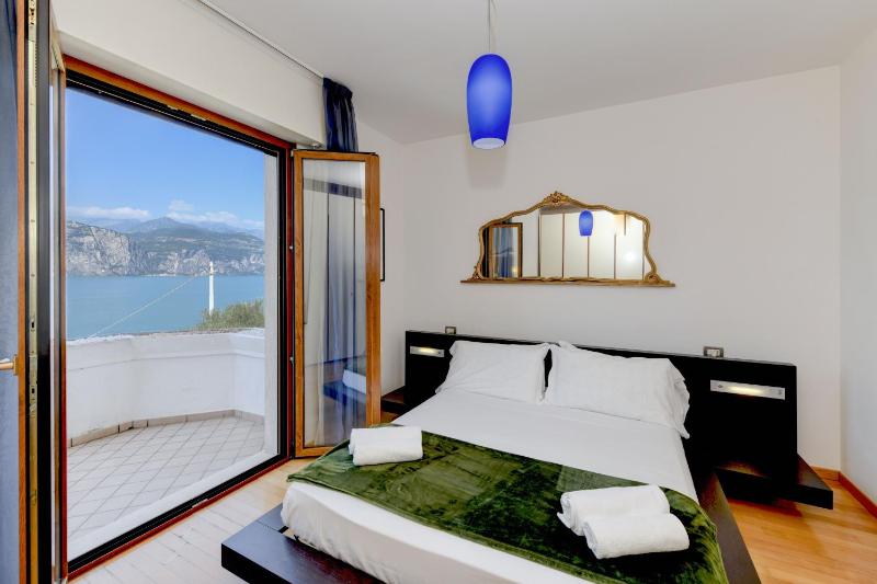 Villa Mimosa-Con piscina e vista lago