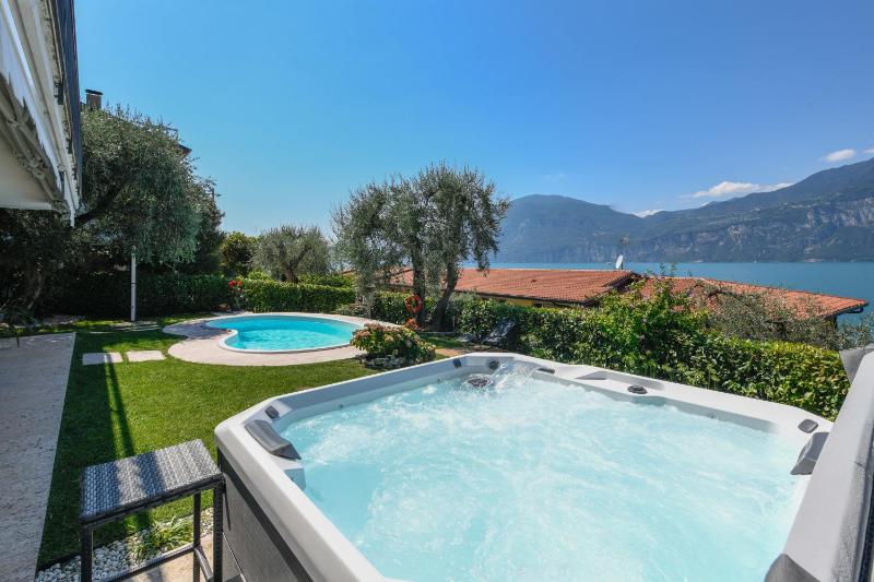 Villa Mimosa-Con piscina e vista lago