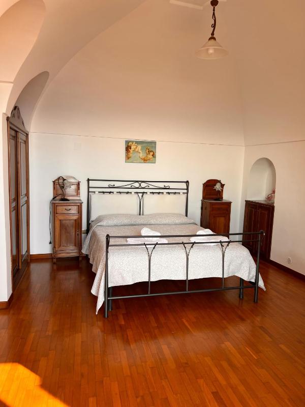 Villa Miramare, piscina e parcheggio a Conca dei Marini