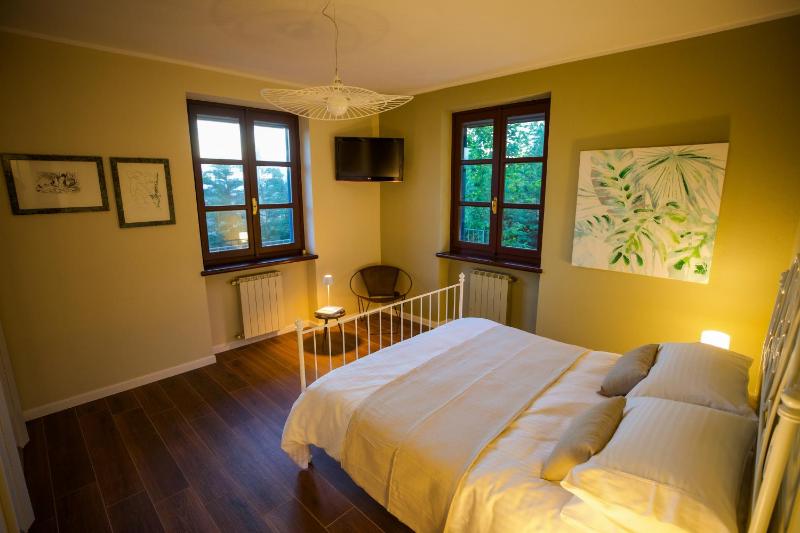 Villa Monforte Barolo with private pool - LANGHE GATEWAY
