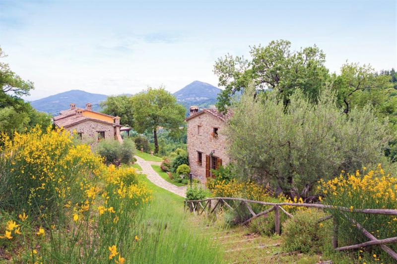 Villa Montecastelli by Mmega