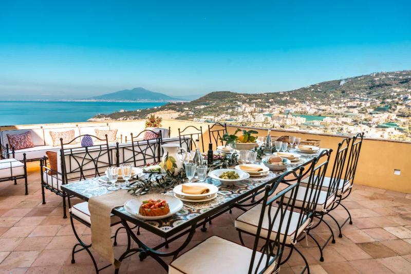 Villa Murat Historic Residence with Heated Pool and Còncierge by Feeling Italy
