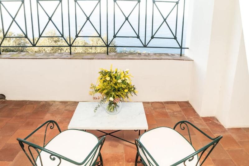 Villa Murat Historic Residence with Heated Pool and Còncierge by Feeling Italy