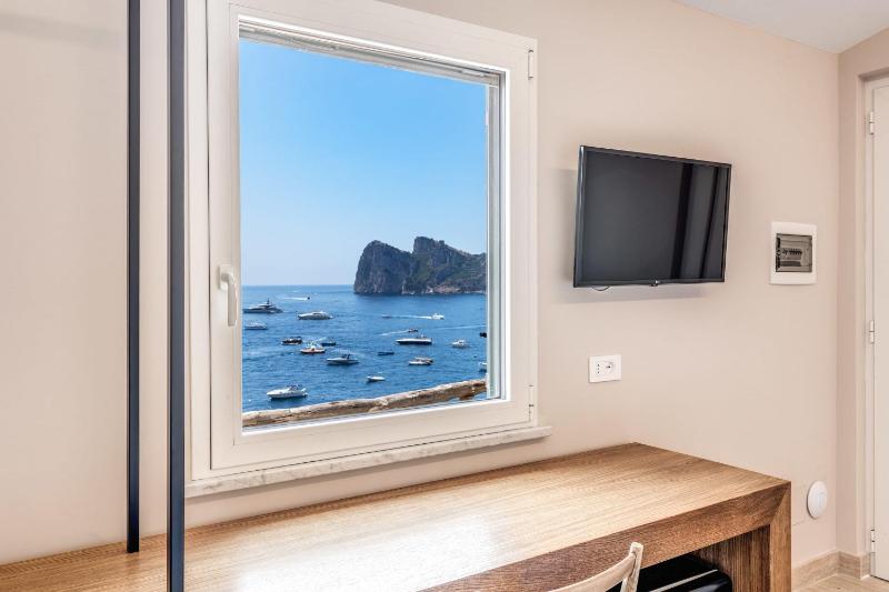 Villa Neranite Nerano Bay Views Pool & Jacuzzi by Feeling Italy