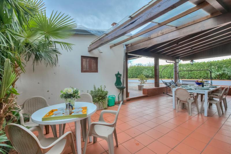 Villa Oasi With Private Pool - Happy Rentals