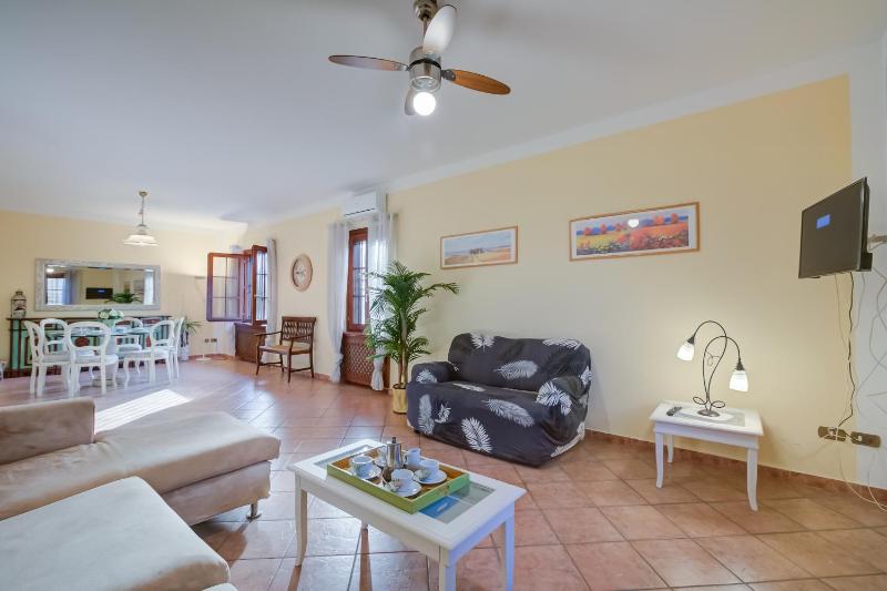 Villa Oasi With Private Pool - Happy Rentals