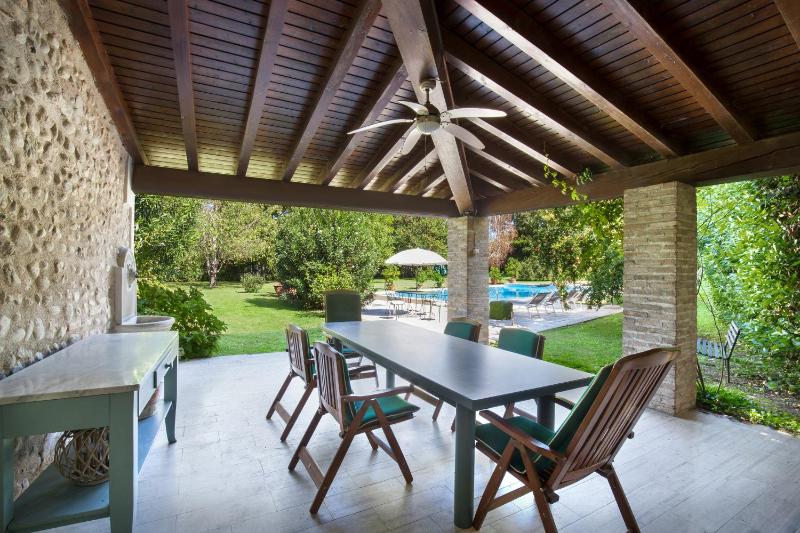 Villa Oleandra with Pool up to 12 People