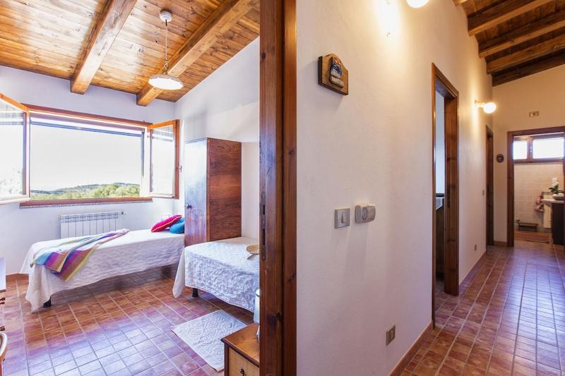 Villa Olive tree, immersa nella natura per relax e quiete