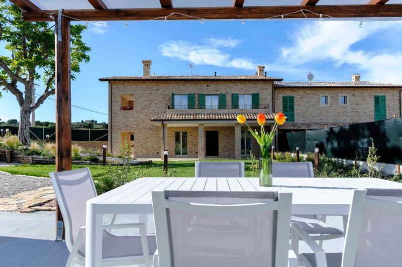 Villa Ophite