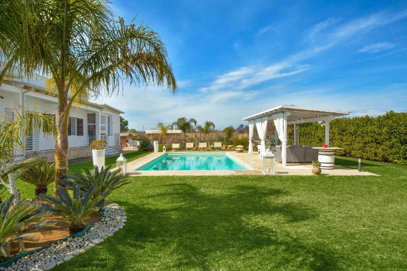 Villa Padangi by Perle di Puglia