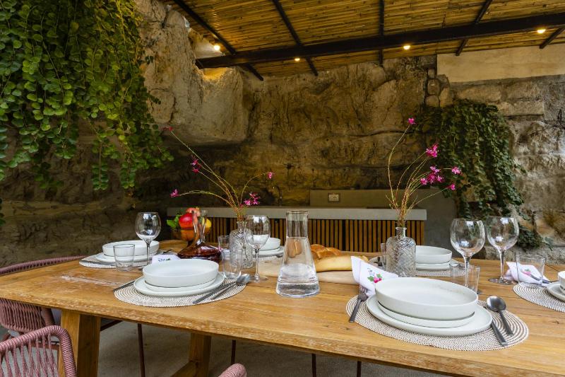 Villa Petra - IsulaTravel