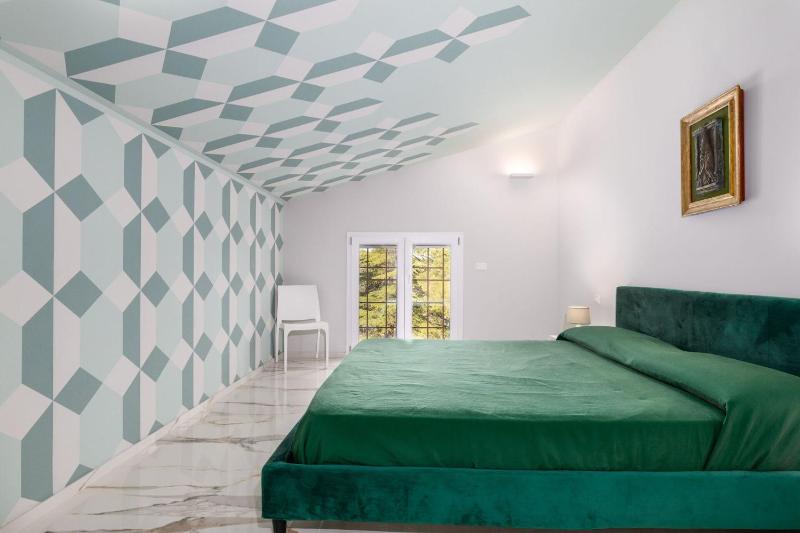 Villa Pica by PosarelliVillas