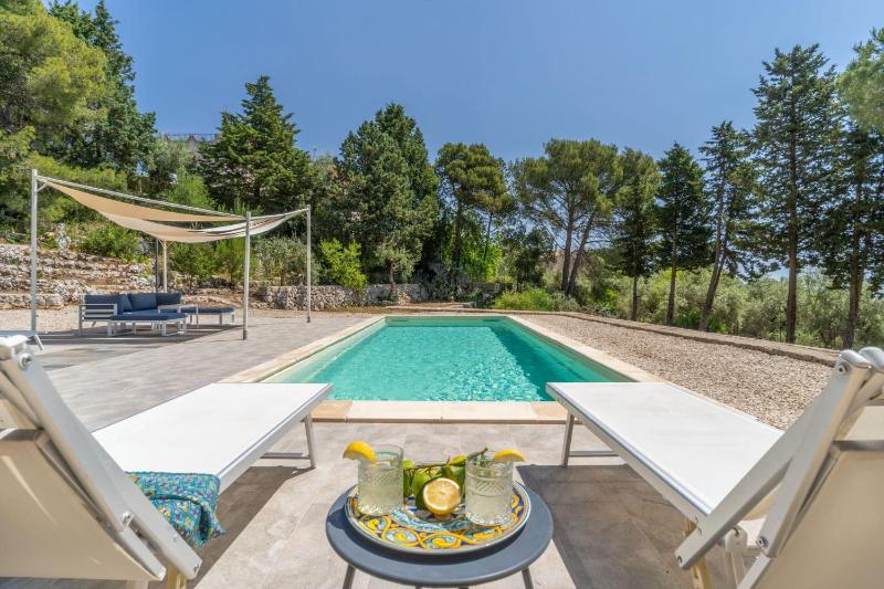 Villa Pica by PosarelliVillas