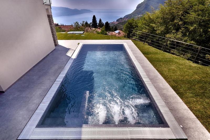 Villa Pineta - Theater Home