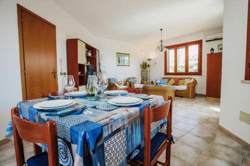 Villa Pino with exclusive private pool only 50m from the beach