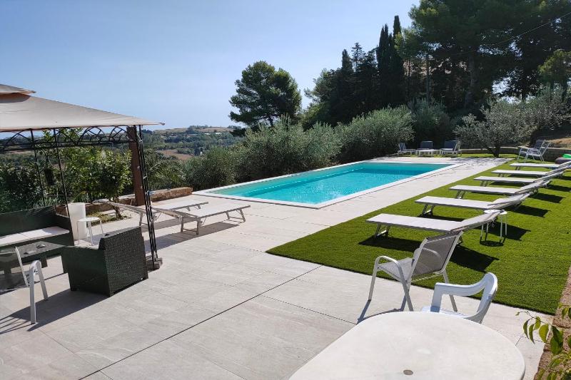 Villa Poggio Bettino by MMega