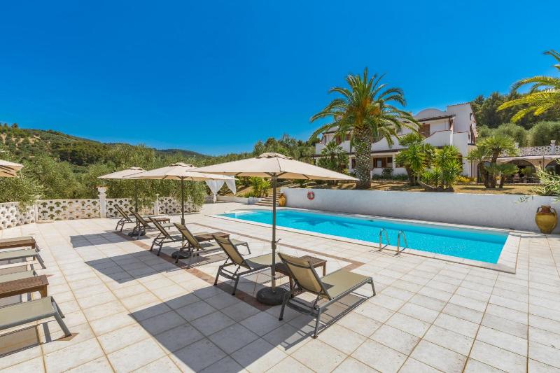 Villa Poggio di Luna con piscina privata