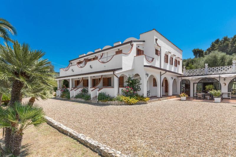 Villa Poggio di Luna con piscina privata