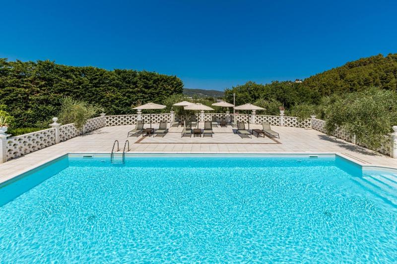 Villa Poggio di Luna con piscina privata