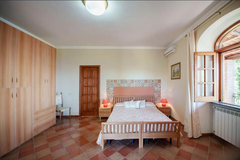 Villa Prima Italy with private pool and spectacular views