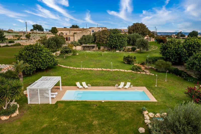 VILLA RAMUNNA 6, Emma Villas