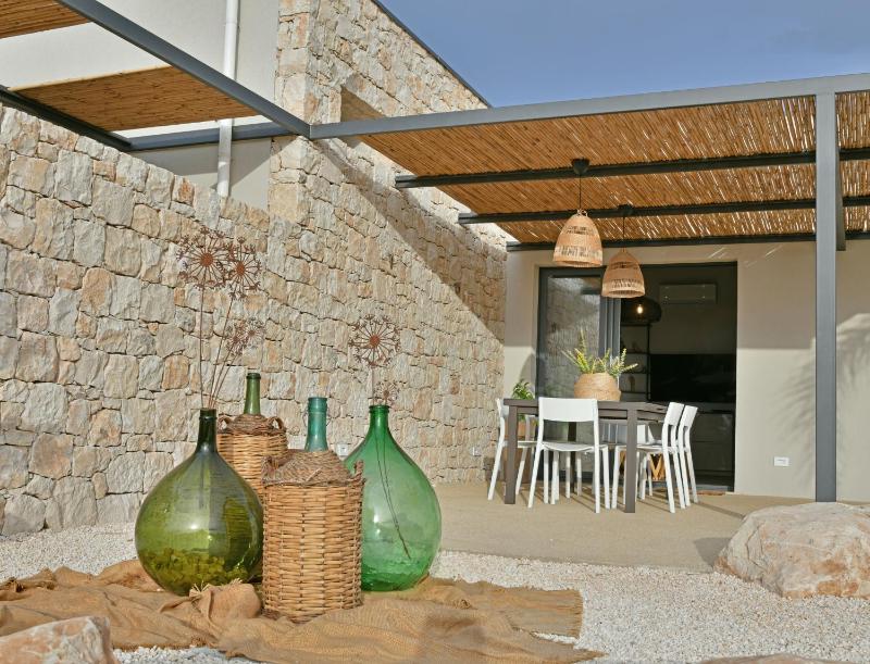 VILLA RARIKI